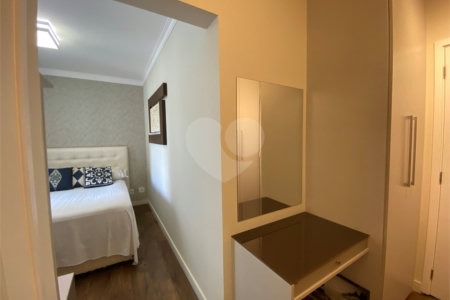Apartamento à venda com 3 suítes em Barra Funda, São Paulo, SP