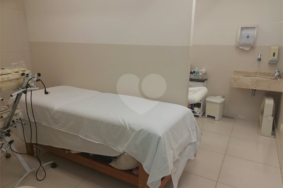 Salão para alugar no Centro, Mairiporã, SP