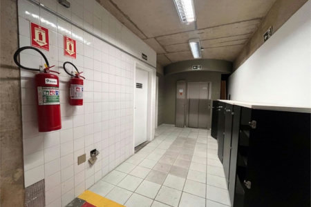 Prédio Corporativo em Santos | 4 Pavimentos | Galpão com Pé-Direito Duplo | Estrutura para +200 Pessoas | Compra Ou Locação