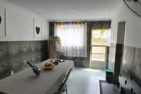 Casa à venda com 3 quartos em Campo Grande, Rio de Janeiro, RJ