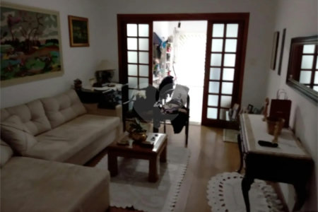 Sobrado à venda com 3 quartos em Jardim Trussardi, São Paulo, SP