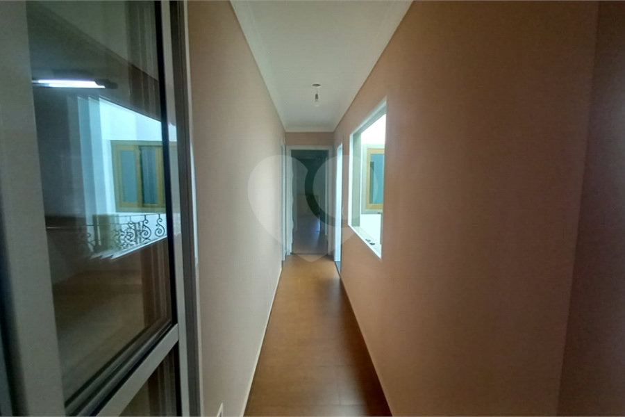 Sobrado à venda com 4 quartos, sendo 2 suítes, em Tremembé, São Paulo, SP