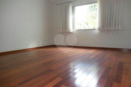 Casa Térrea à venda com 4 quartos, sendo 3 suítes, em Jardim Franca, São Paulo, SP