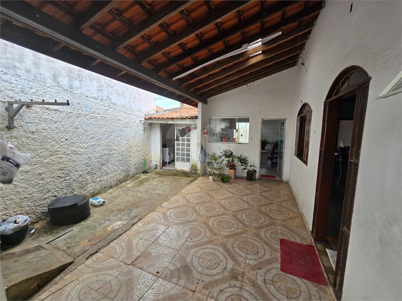 Casa à venda com 3 quartos, sendo 1 suíte, em Vila Maciel, Itapetininga, SP
