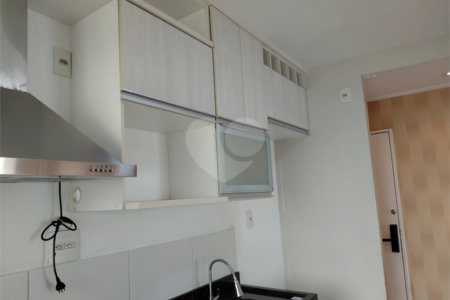 Apartamento à venda com 3 quartos, sendo 1 suíte, em Lapa, São Paulo, SP