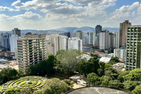 Apartamento de 105 m2, 3 dorms, 2 vagas livres em Perdizes