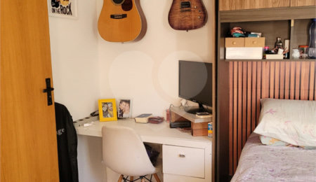 Casa à venda com 2 quartos em Jardim Santo Antônio, Atibaia, SP