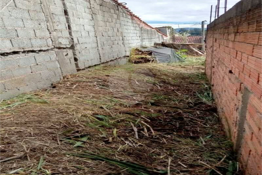 Terreno à venda em Barreiro, Mairiporã, SP
