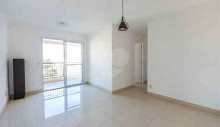 Apartamento à venda com 3 quartos, sendo 1 suíte,  em Jardim Parque Morumbi, São Paulo, SP