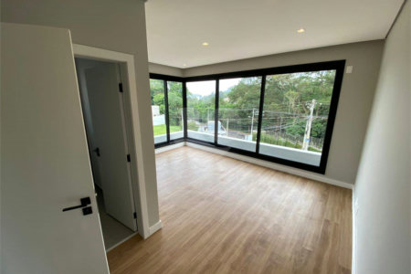 Casa à venda com 3 suítes no condomínio Reserva Granja Anita, Mogi das Cruzes - SP