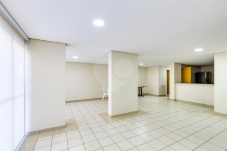 Apartamento à venda com 3 quartos, sendo 1 suíte, em Chácara Santo Antônio (zona Sul), São Paulo, SP