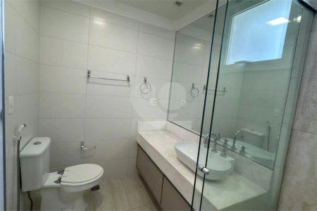 Apartamento à venda ou para alugar com 3 suítes em Água Branca, São Paulo, SP