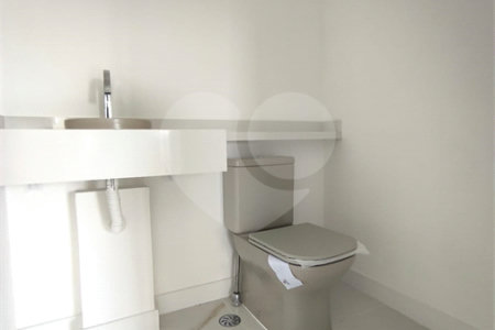 Apartamento à venda ou para alugar com 3 suítes em Água Branca, São Paulo, SP