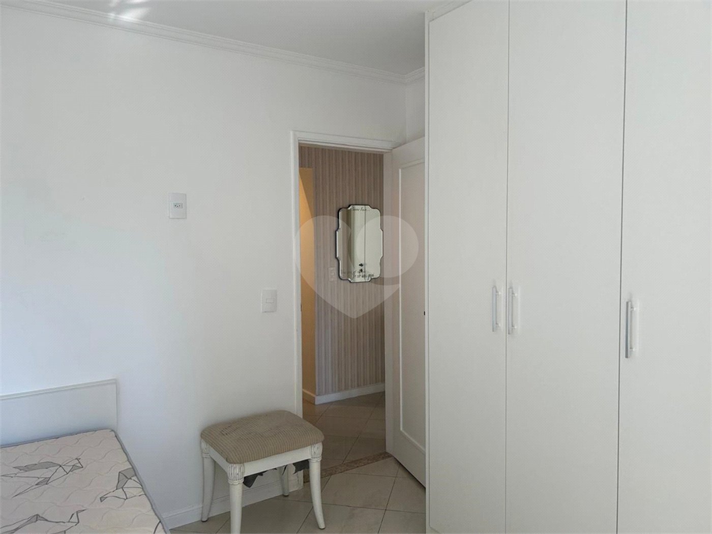 Apartamento para alugar com 3 quartos, sendo 1 suíte,  em Pinheiros, São Paulo, SP