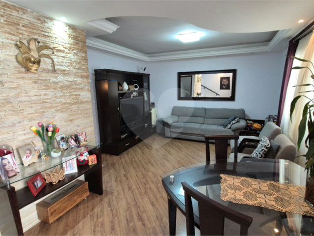 Casa à venda com 3 quartos, sendo 1 suíte,  no condomínio Indefinido_ernani Pinto_439, São Paulo - SP