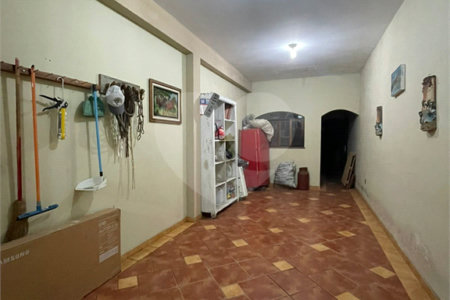 Sobrado à venda com 4 quartos, sendo 1 suíte,  em Vila Suissa, Mogi das Cruzes, SP
