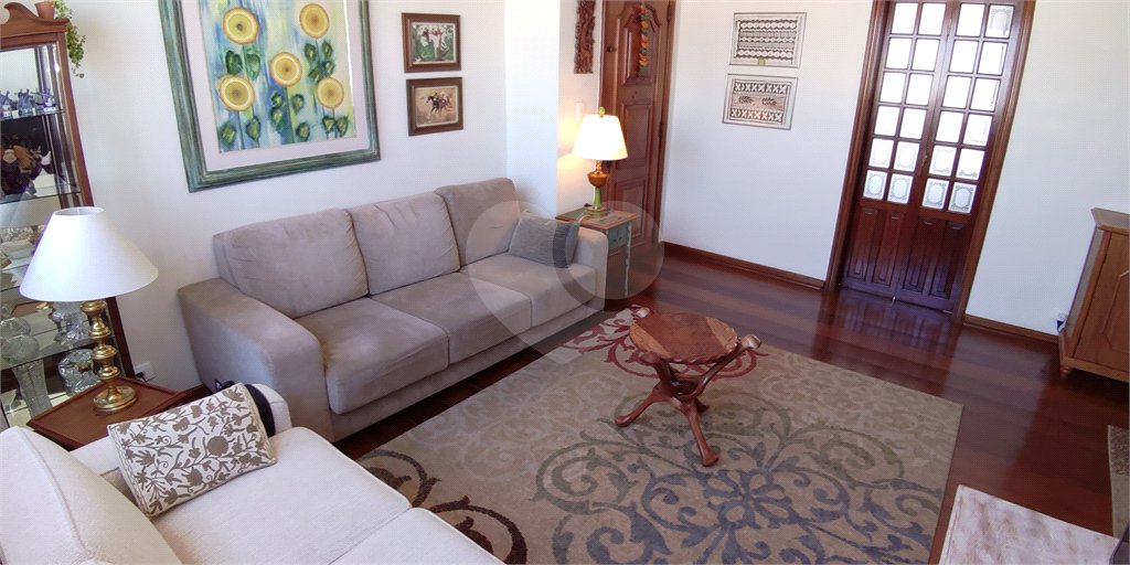 Apartamento à venda com 3 quartos, sendo 1 suíte, em Vila Paulicéia, São Paulo, SP