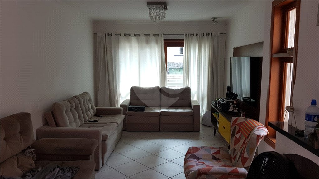 Casa à venda com 3 suítes em Santana, São Paulo, SP