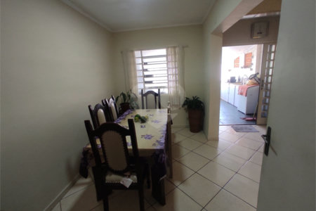 Casa à venda com 3 quartos, sendo 1 suíte,  em Jardim Santa Cecília, Guarulhos, SP