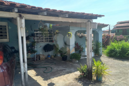 Casa a venda em Louveira