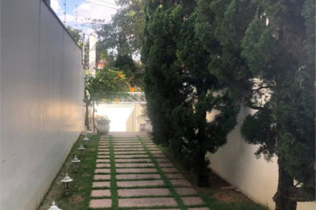 Casa à venda com 4 suítes em Caxingui, São Paulo, SP