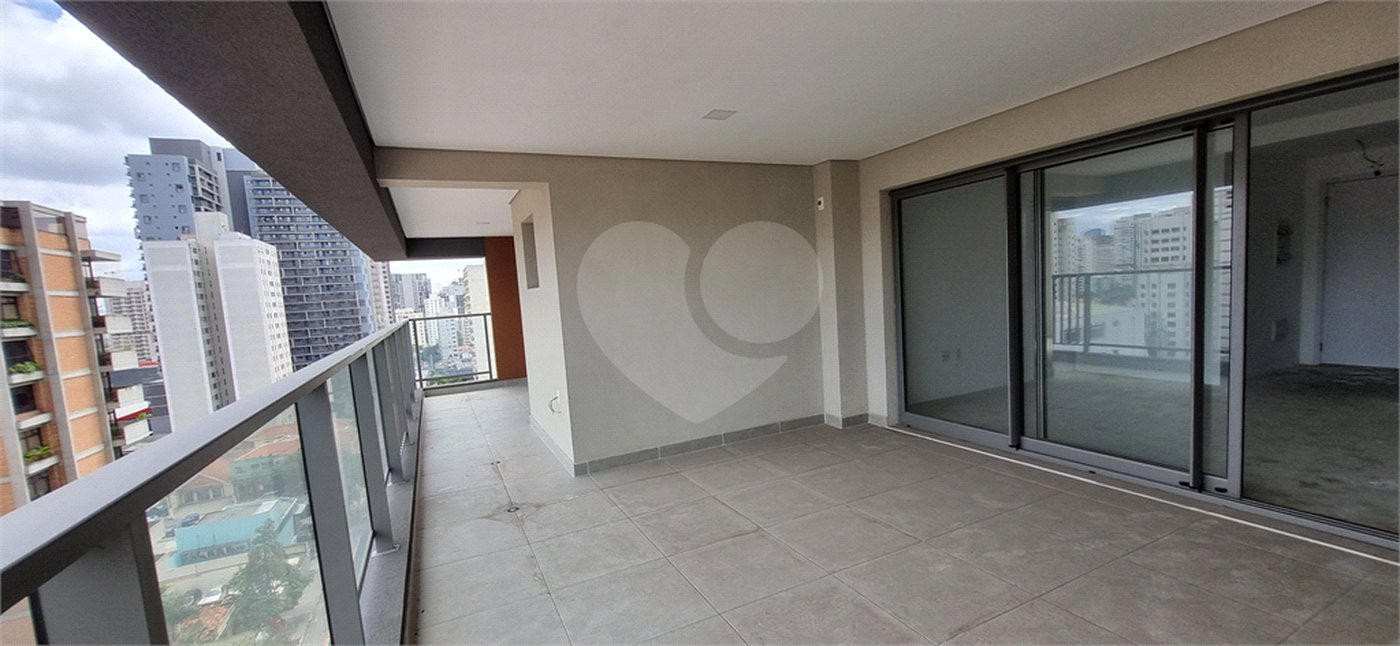 Apartamento à venda com 3 suítes em Chácara Santo Antônio, São Paulo, SP