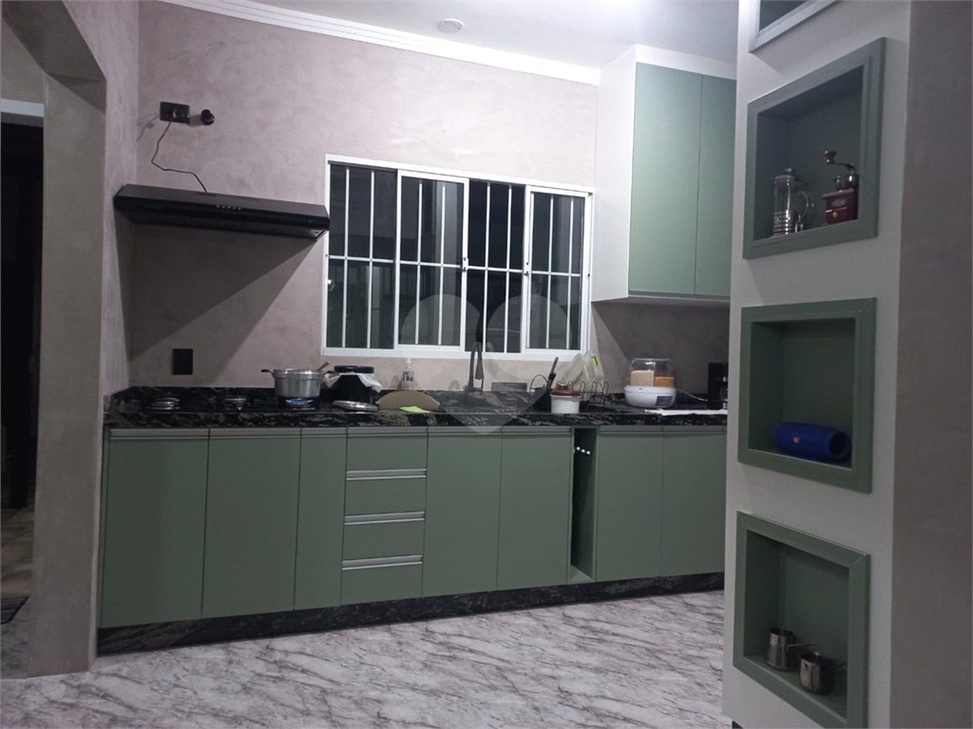 Sobrado à venda com 3 quartos, sendo 1 suíte,  em Villa Di Cesar, Mogi das Cruzes, SP