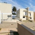 Casa à venda com 3 quartos, sendo 1 suíte, no condomínio Villaggio Viana, Cotia - SP
