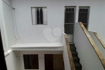 Casa à venda com 3 quartos, sendo 1 suíte,  em Rio Pequeno, São Paulo, SP