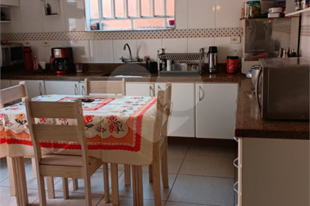 Sobrado à venda com 3 quartos em Santana, São Paulo, SP