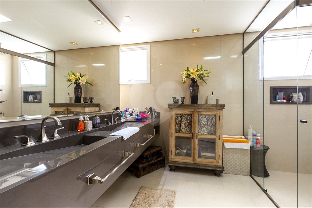 Apartamento à venda com 3 suítes em Panamby, São Paulo, SP