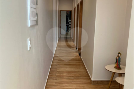 Casa à venda com 3 quartos, sendo 1 suíte, no condomínio Residencial Evidências, Indaiatuba - SP