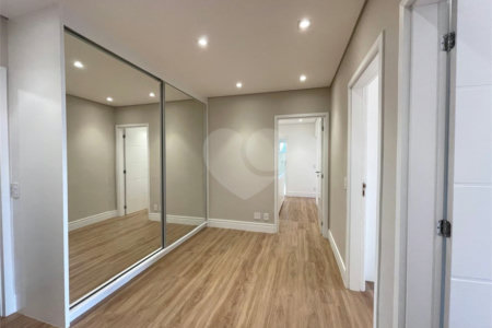 Apartamento à venda com 4 suítes em Alto da Boa Vista, São Paulo, SP