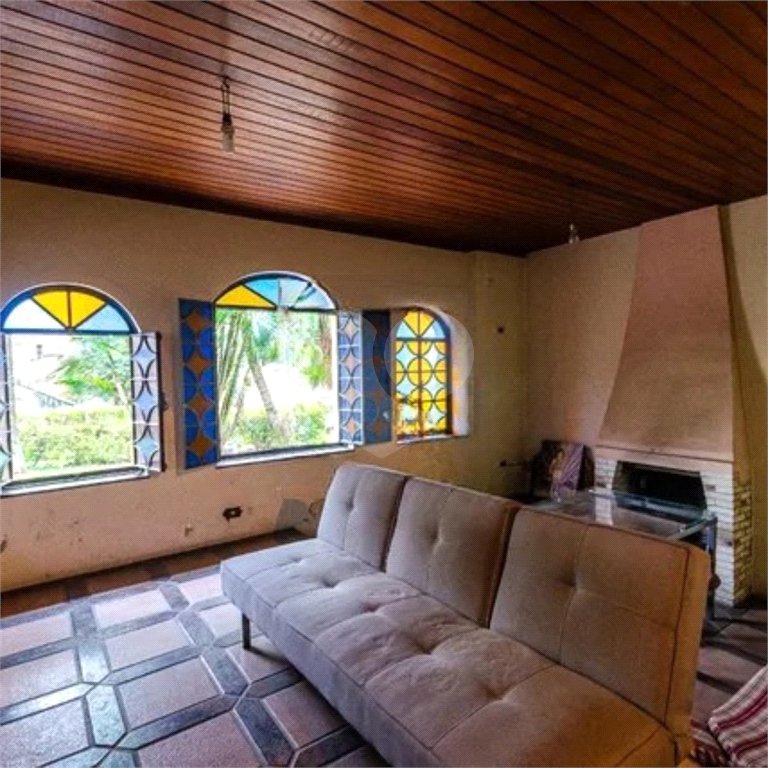 Casa à venda ou para alugar com 4 suítes em Vila Comercial, São Paulo, SP
