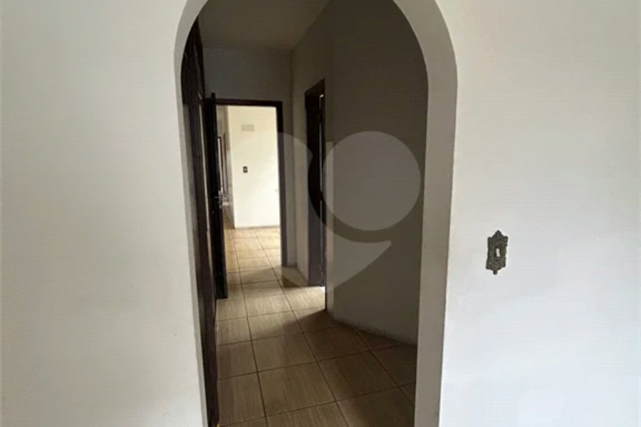 Excelente sobrado para comércio ou residência na Vila Santa Catarina