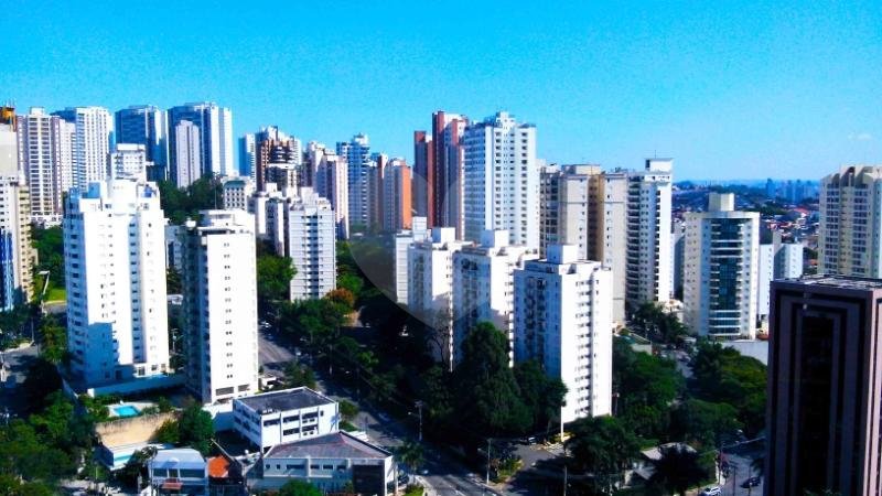 Apartamento à venda com 3 suítes em Morumbi, São Paulo, SP