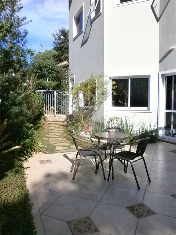 Casa à venda com 3 suítes em Bosque, Vinhedo, SP
