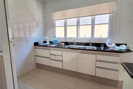 Casa à venda com 3 suítes no condomínio Bosque de Grevilea, Vinhedo - SP