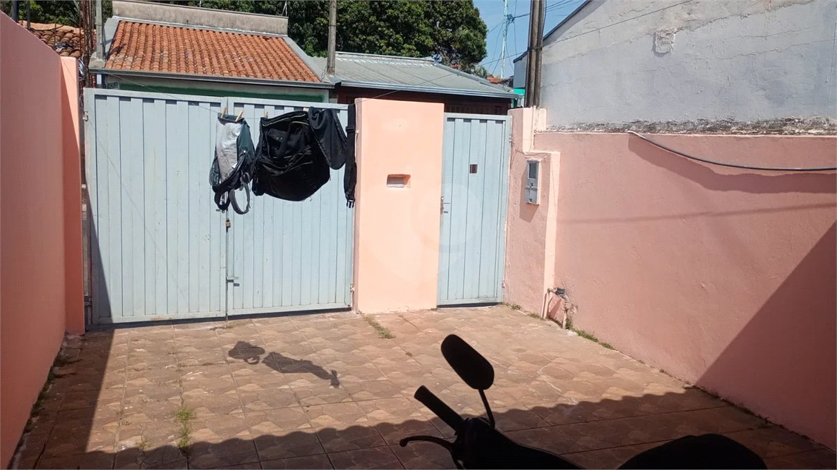 CASA A VENDA NO JARDIN JACOBUCI