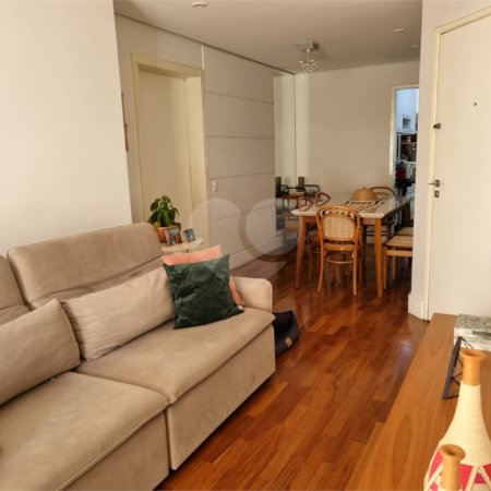 Apartamento à venda com 3 quartos, sendo 1 suíte, em Vila Olímpia, São Paulo, SP