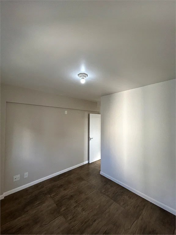Apartamento à venda com 3 quartos, sendo 1 suíte,  em Jardim Umarizal, São Paulo, SP