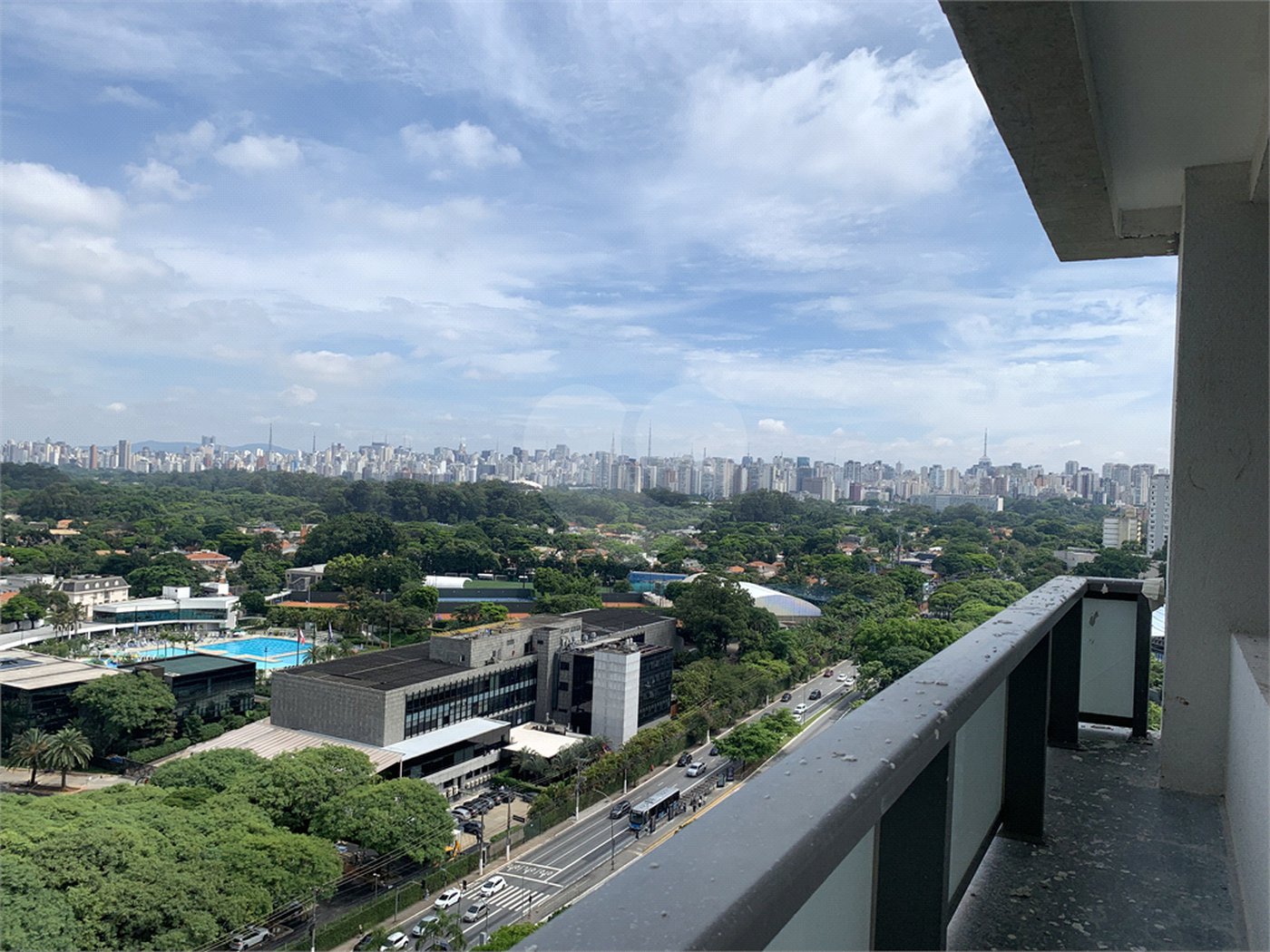 Apartamento à venda com 1 quarto em Indianópolis, São Paulo, SP