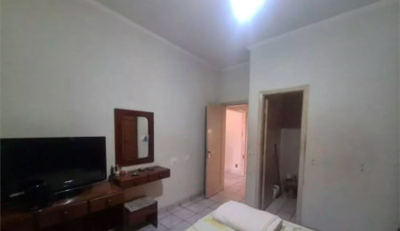 Casa à venda com 4 quartos, sendo 1 suíte,  em Jardim Trussardi, São Paulo, SP