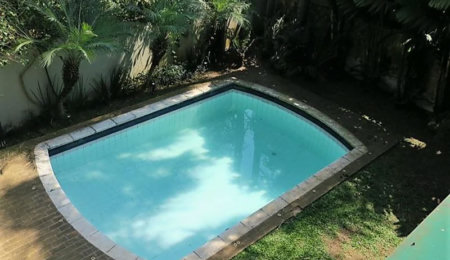 Casa à venda com 4 quartos, sendo 2 suítes,  em Jardim Morumbi, São Paulo, SP