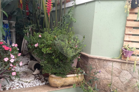 Sobrado à venda com 2 suítes em Água Fria, São Paulo, SP