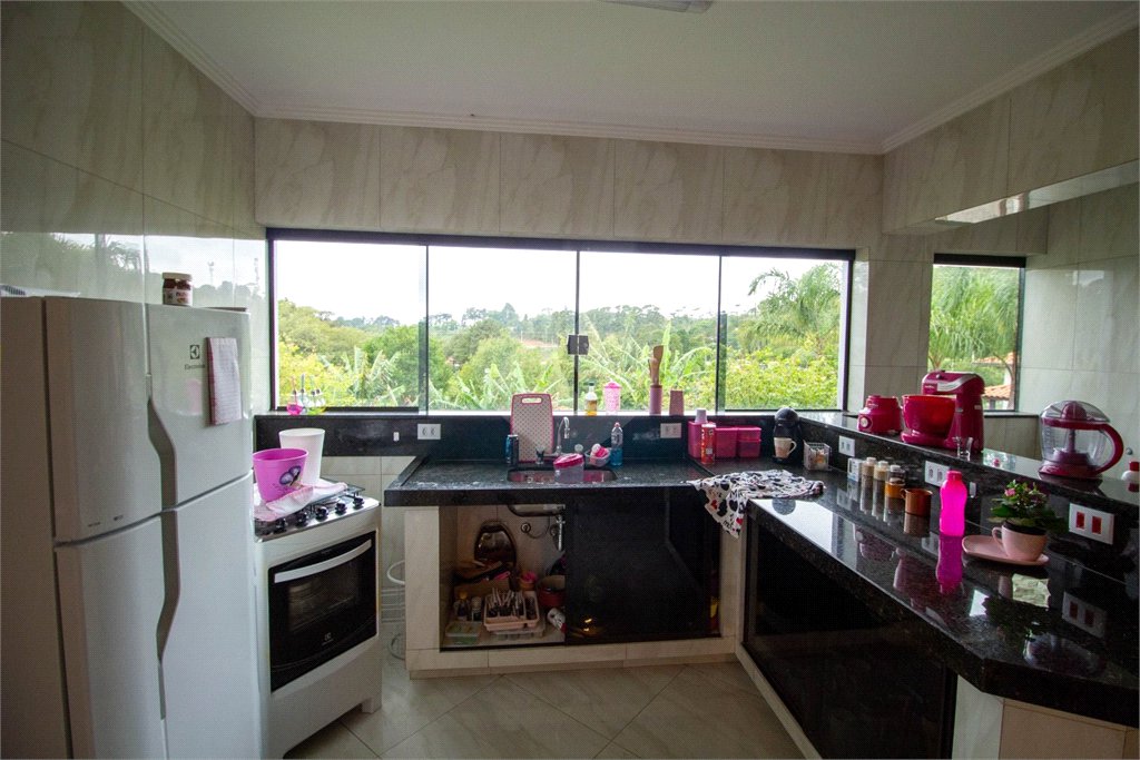 Casa à venda com 3 quartos, sendo 1 suíte,  em Alto da Serra (mailasqui), São Roque, SP