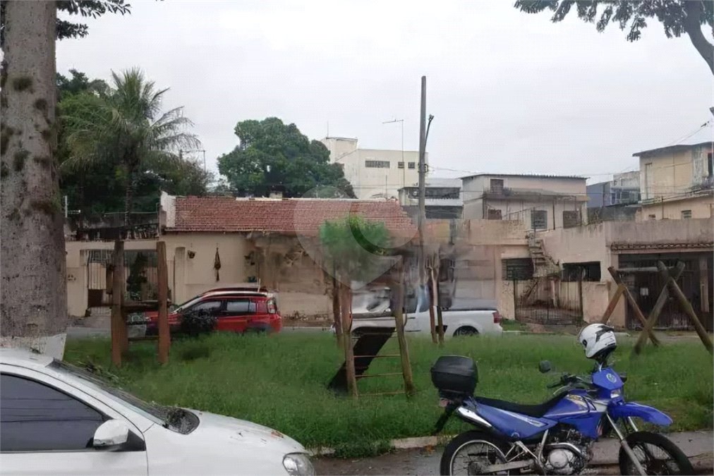 Casa Térrea à venda com 2 quartos em Vila Constança, São Paulo, SP