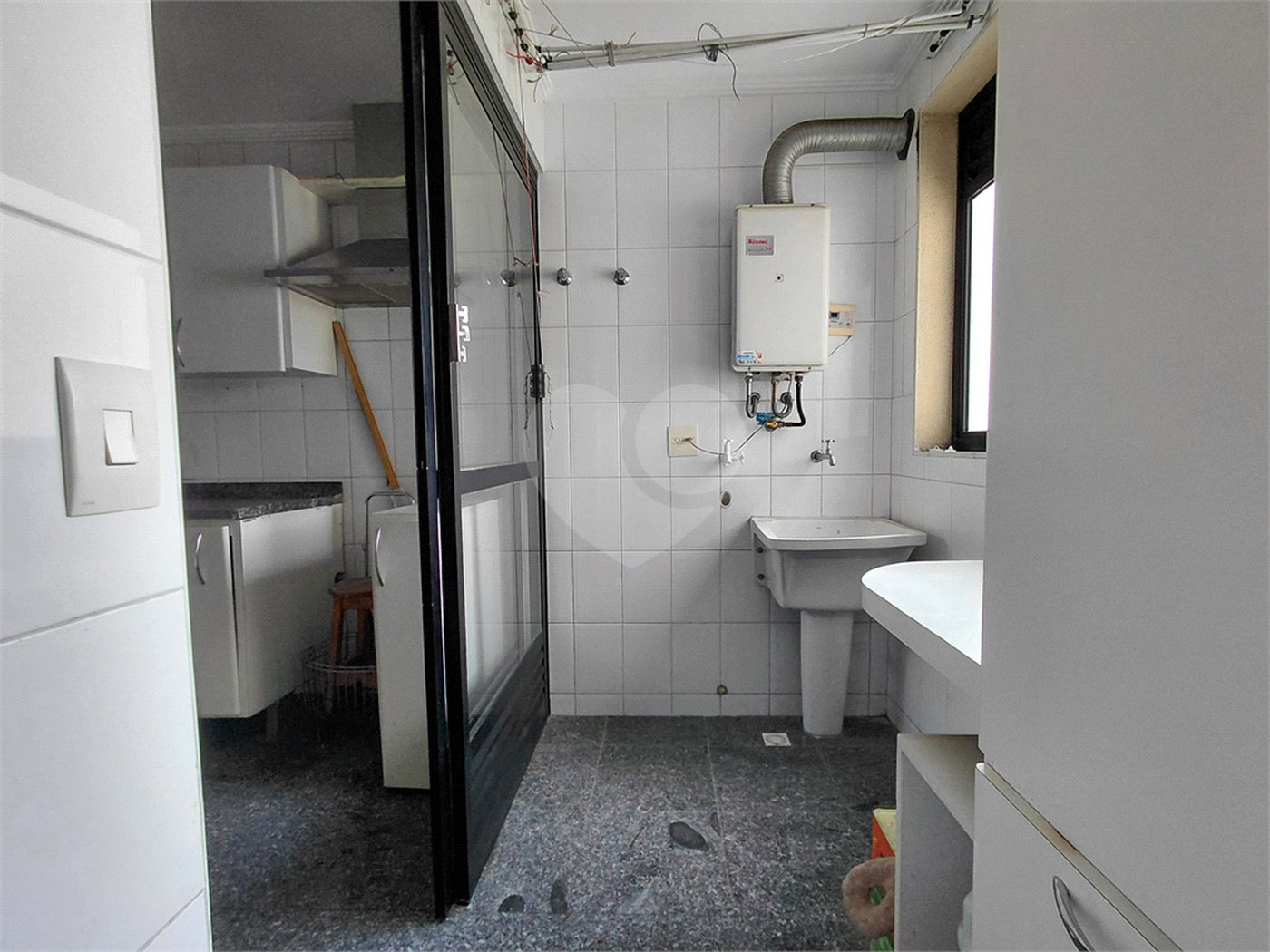 Apartamento à venda com 3 suítes em Vila Romana, São Paulo, SP