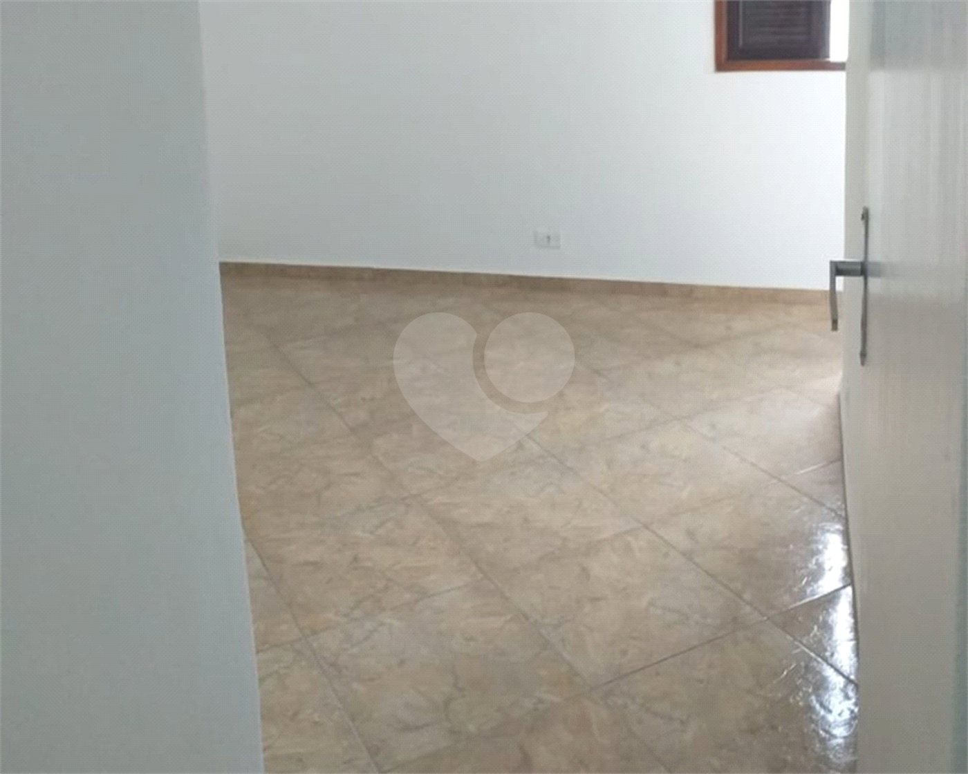 Sobrado à venda com 2 quartos em Vila das Palmeiras, Guarulhos, SP