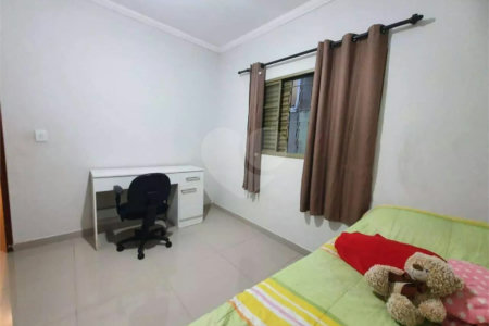 Casa à venda com 3 quartos, sendo 1 suíte, em Jardim Califórnia, Indaiatuba, SP